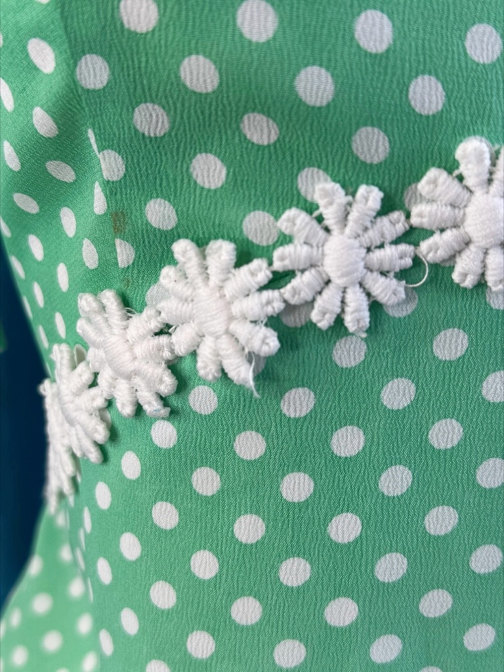70s Green Polka Dot Baby Doll Dress with White Daisy trim / S M - Picture 10 of 10